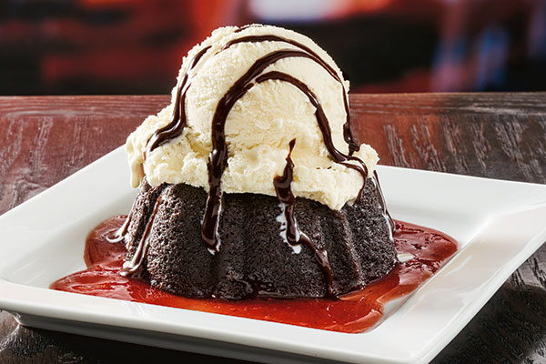 Gooey Chocolate Brownie Cake | Red Robin