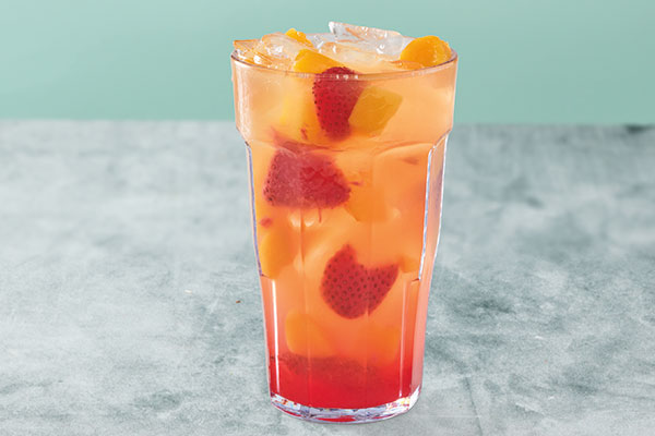 Kids Peach-Berry Freckled Lemonade