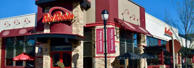 Red Robin Saucon Valley