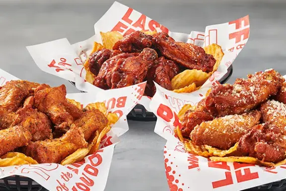 Red Robin Bone-in Chicken Wings